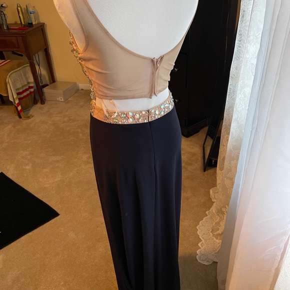 Prom nite - Picture 2 of 4